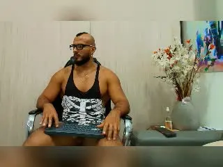 Xlovecam Live Sex of TitanMax
