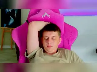 Xlovecam Watch Live Sex Cams of ShawtyMiaAndJack